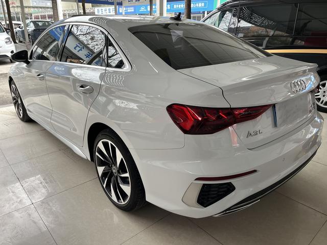 Audi A3 2023 Facelift A3L Limousine 35 TFSI Sport – фото 2