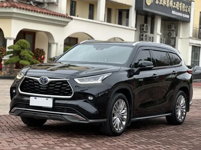 Toyota Highlander 2022 Model Hybrid 2.5L 2WD Premium Edition 7 seat