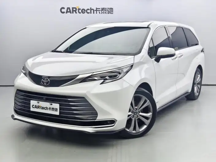 Toyota Sienna 2024 Model Hybrid 2.5L Zhen Xiang Premium Edition