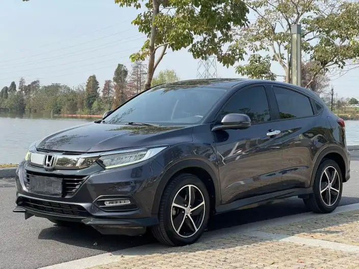 Honda Vezel 2020 Model 220 TURBO CVT Deluxe Edition