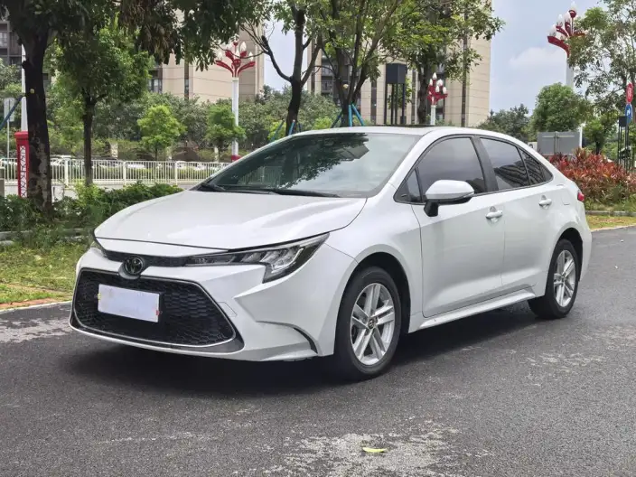 Toyota Levin 2021 Model 185T CVT Deluxe Edition
