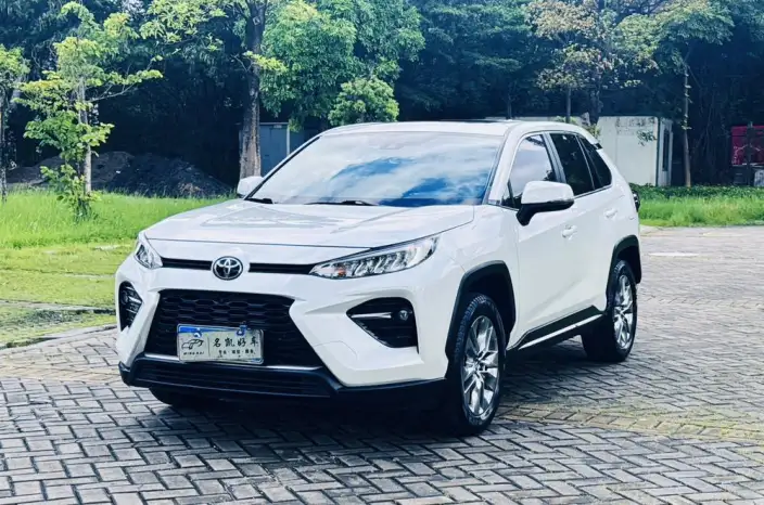 Toyota Wildlander 2022 Model 2.0L 2WD Luxury PLUS Edition