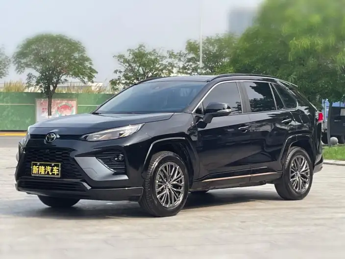 Toyota Wildlander 2024 Model 2.0L 2WD Luxury PLUS Edition