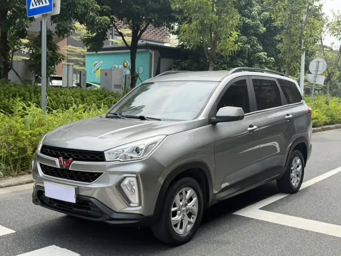 Wuling Hongguang S3 2020 Model 1.5L Manual Comfort Model China VI