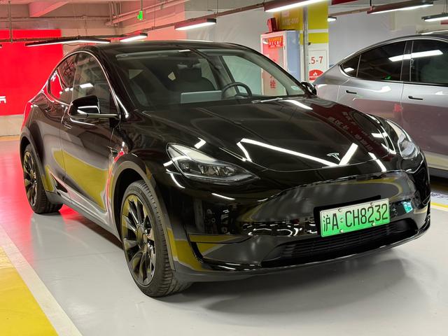 Tesla Model Y 2023 RWD – фото 3