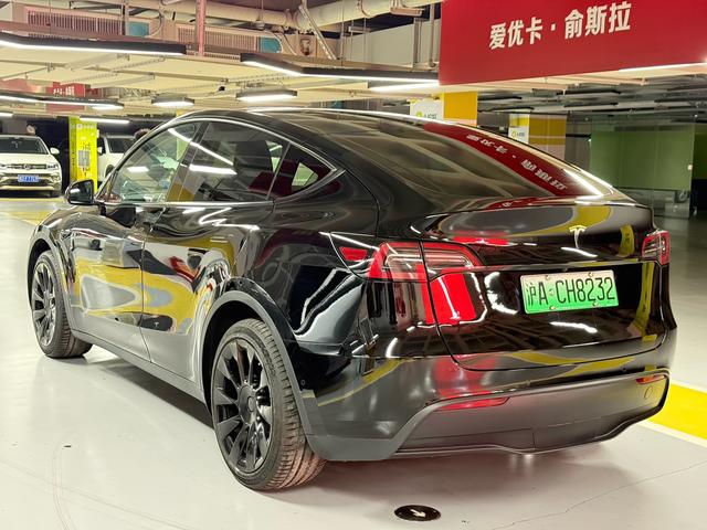 Tesla Model Y 2023 RWD – фото 4