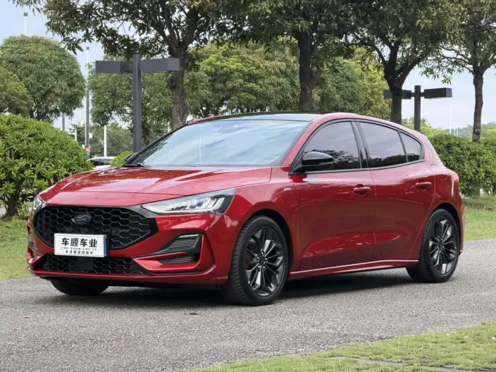 Ford Focus 2022 Model Hatchback EcoBoost 180 Automatic ST Line