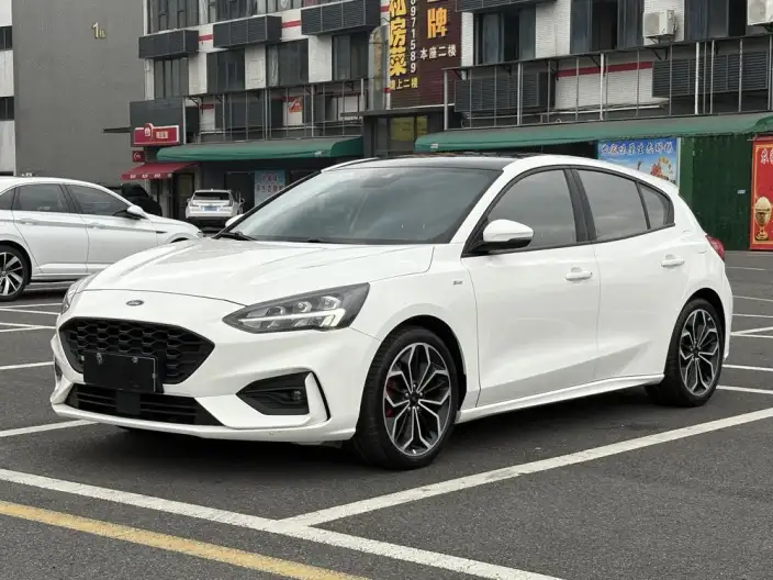 Ford Focus 2021 Model Hatchback EcoBoost 180 Automatic ST Line