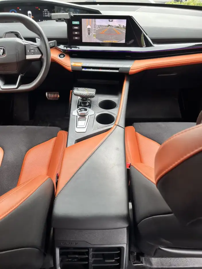 Changan UNI-V 2022 Model 1.5T Sports Edition – фото 9