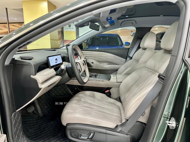 Geely Galaxy E8 PHEV 2025 130km EM-i Prestige Edition – фото 8