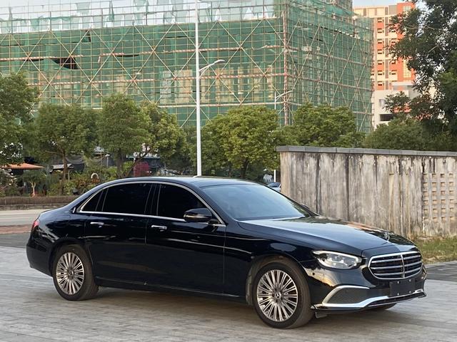 Mercedes-Benz E-Class 2022 E 300 L Stylish sedan – фото 3