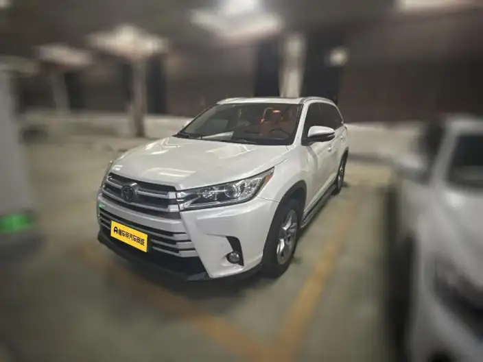Toyota Highlander 2021 Model 2.0T 4WD Deluxe Edition 7 seat