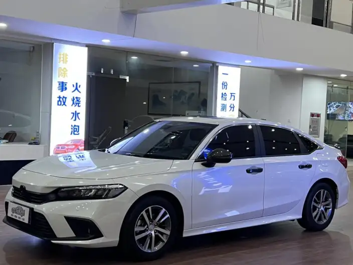 Honda Civic 2023 Model 240TURBO CVT Momentum Edition