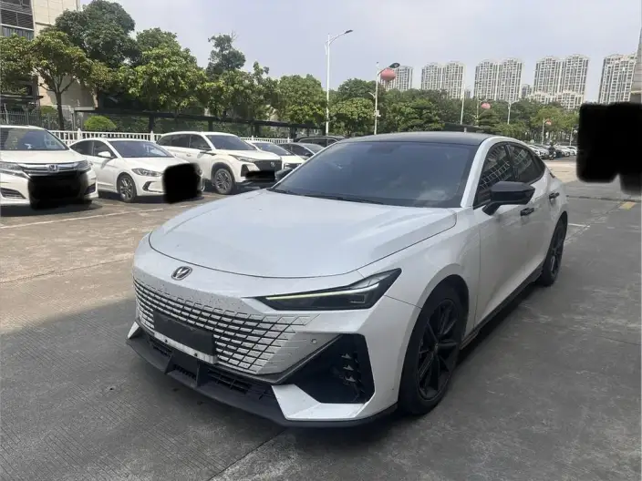 Changan UNI-V 2022 Model 1.5T Noble Model
