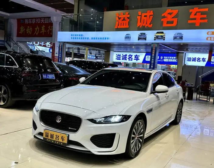 Jaguar XE L 2022 Model 2.0T 200PS R-DYNAMIC Youth Sports Edition