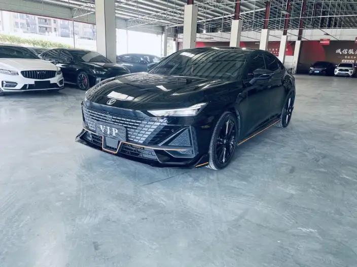 Changan UNI-V 2022 Model 1.5T Sports Edition