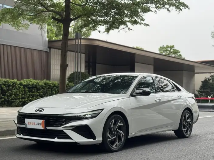 Hyundai Ioniq 2023 Model 1.5L CVT LUX Premium Edition