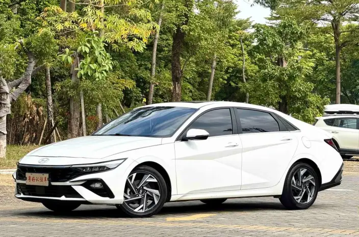 Hyundai Ioniq 2023 Model 1.5L CVT GLX Elite Edition