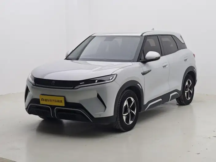 Yuan UP 2024 Model 401KM Leading Model