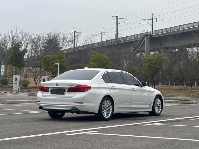 BMW 5 Series PHEV Модель 2020 года Legend L Class Edition 530Le Pioneer Edition – фото 5