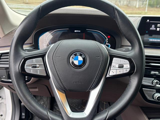 BMW 5 Series PHEV Модель 2020 года Legend L Class Edition 530Le Pioneer Edition – фото 20