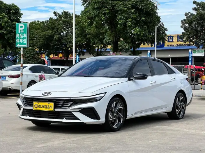 Hyundai Ioniq 2023 Model 1.5L CVT LUX Premium Edition