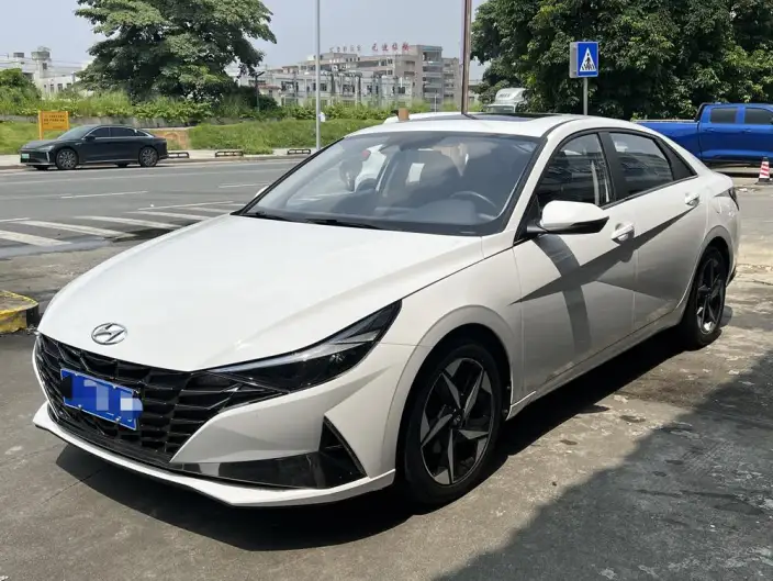 Hyundai Ioniq 2022 Model 1.5L CVT LUX Premium Edition