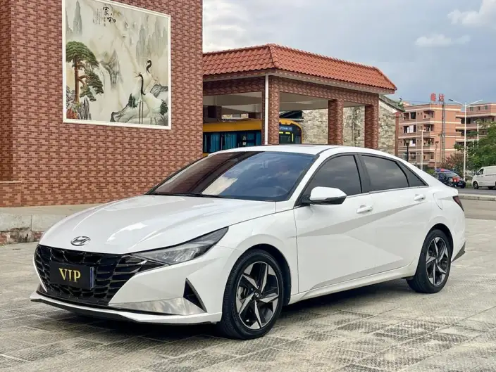 Hyundai Ioniq 2022 Model 1.5L CVT LUX Premium Edition