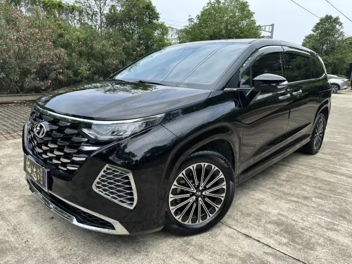 Hyundai Custin 2024 Model 270TGDi LUX Premium Edition