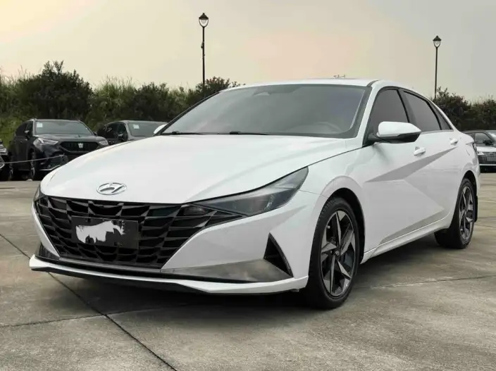 Hyundai Ioniq 2021 Model 1.5L CVT LUX Premium Edition