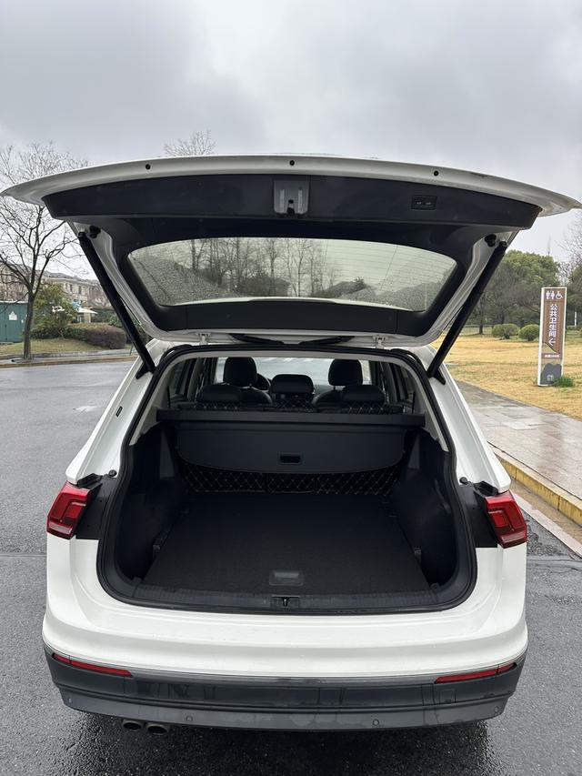 Volkswagen Tiguan L Модель 2019 года 330TSI автоматическое 2WD Smart Dynamic Deluxe Edition Country VI – фото 10