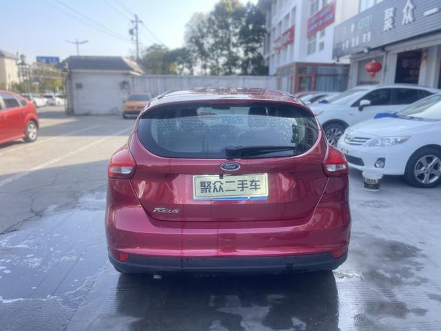 Ford Focus 2015 модификация лян кузов EcoBoost 125 автоматическое Super Fashion тип – фото 5