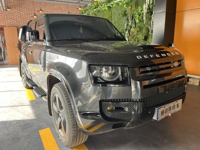 Land Rover De f ender 2025 модификация 90 3.0T P400 X-DYNAMIC HSE – фото 3