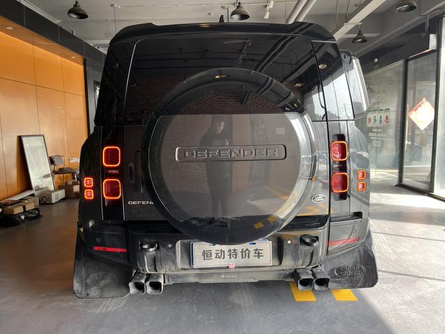 Land Rover De f ender 2025 модификация 90 3.0T P400 X-DYNAMIC HSE – фото 5