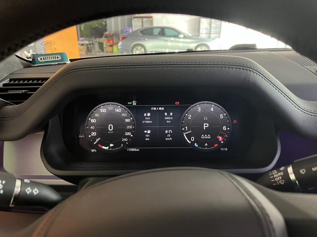 Land Rover De f ender 2025 модификация 90 3.0T P400 X-DYNAMIC HSE – фото 27