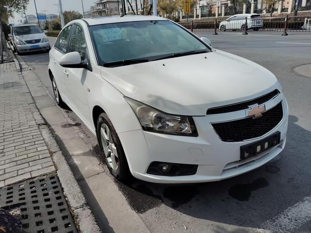 Chevrolet Cruze 2013 1.6L SL Sky AT – фото 2