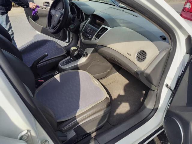 Chevrolet Cruze 2013 1.6L SL Sky AT – фото 6