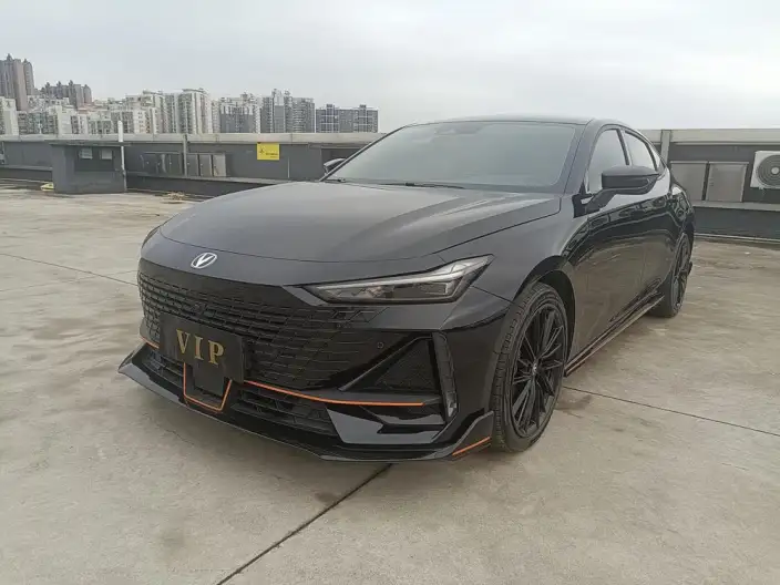 Changan UNI-V 2023 Model 1.5T Sports Edition