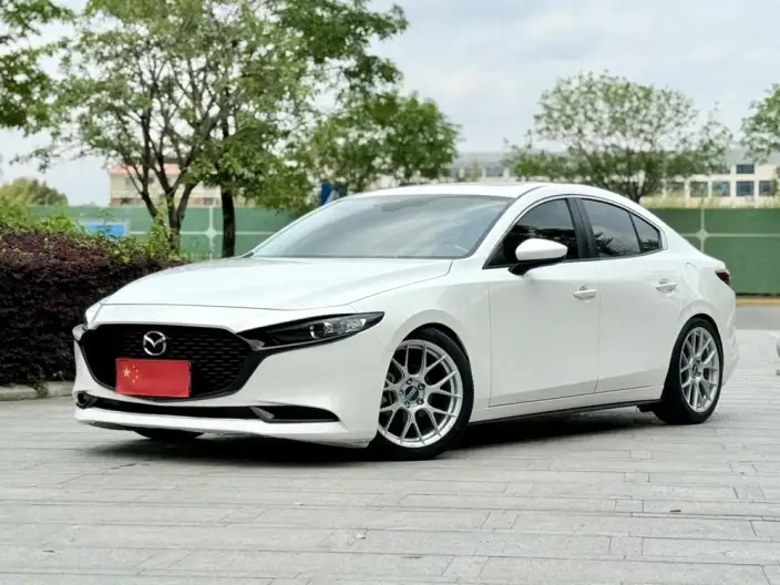 Mazda3 Axela 2020 Model 2.0L Automatic Zhi Ya Edition
