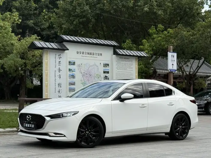 Mazda3 Axela 2020 Model 2.0L Automatic Zhi Ya Edition