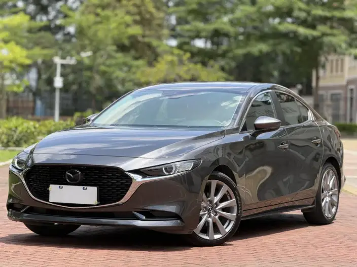 Mazda3 Axela 2020 Model 2.0L Automatic Zhi Ya Edition