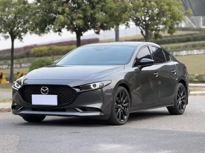 Mazda3 Axela 2022 Model 2.0L Automatic Zhi Shine Edition