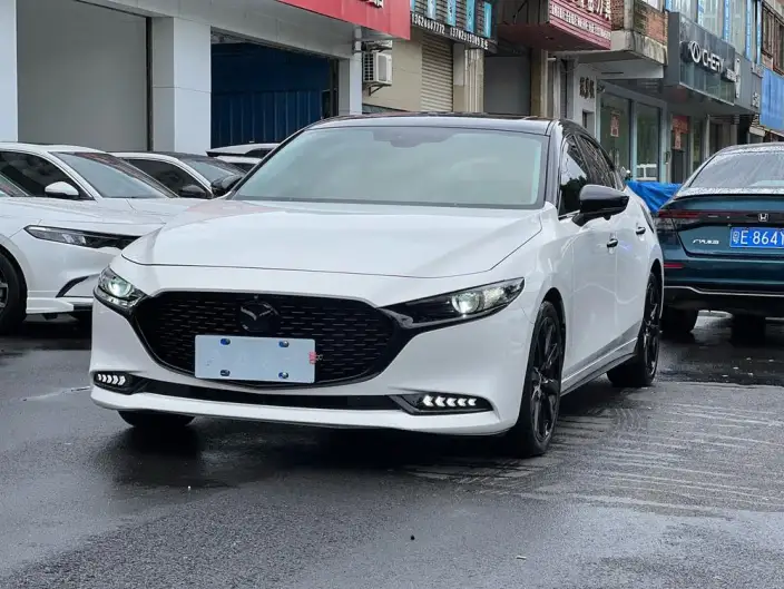 Mazda3 Axela 2023 Model 2.0L Automatic Zhi Shine Edition