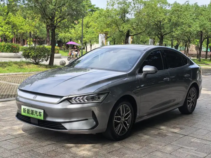 Qin Plus EV 2021 Model 500KM Noble Model
