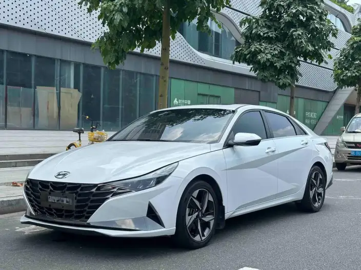 Hyundai Ioniq 2022 Model 1.5L CVT LUX Premium Edition