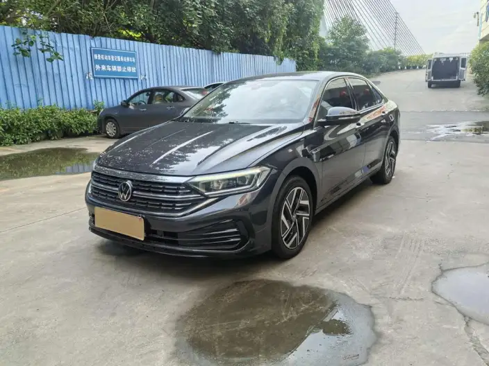 Volkswagen Sagitar 2023 Model 200TSI DSG Flying Version