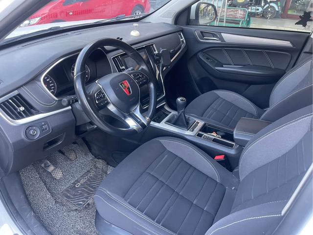 Roewe RX5 Модель 2020 года 20T Manual 4G Connected Beyond Edition – фото 7