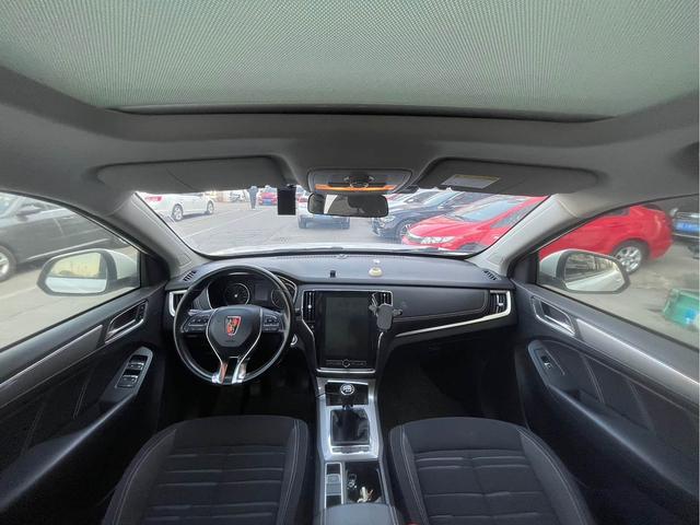 Roewe RX5 Модель 2020 года 20T Manual 4G Connected Beyond Edition – фото 11
