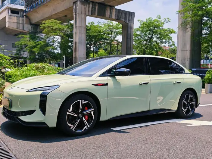 HONGQI EH7 2024 Model 760 Pro+ 4WD Edition