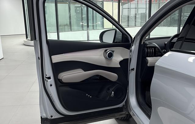 BYD Yuan PLUS 2025 Intelligent Driving 510km Beyond – фото 8